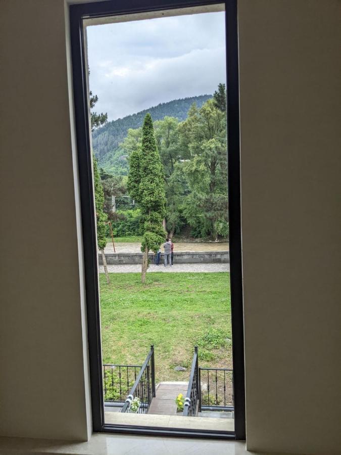 Riverside 보르조미 외부 사진